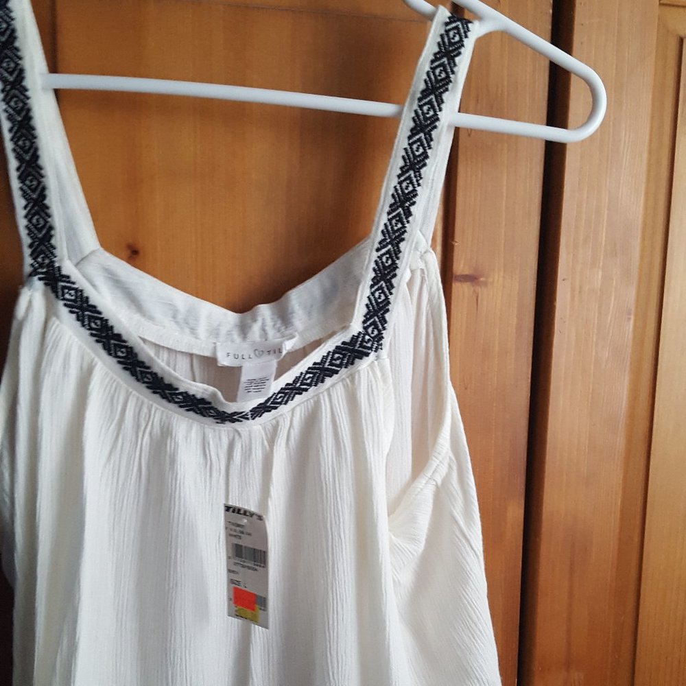 NEW Tilly's Full Tilt Summery Square Neck Top - Size L (juniors)